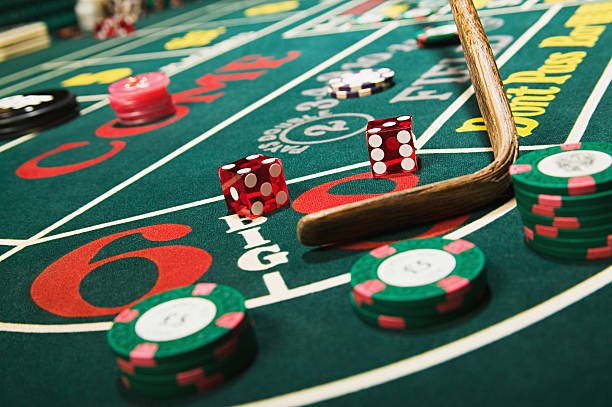 Infinite Blackjack live dealer table with real-time card display on bonanzajp